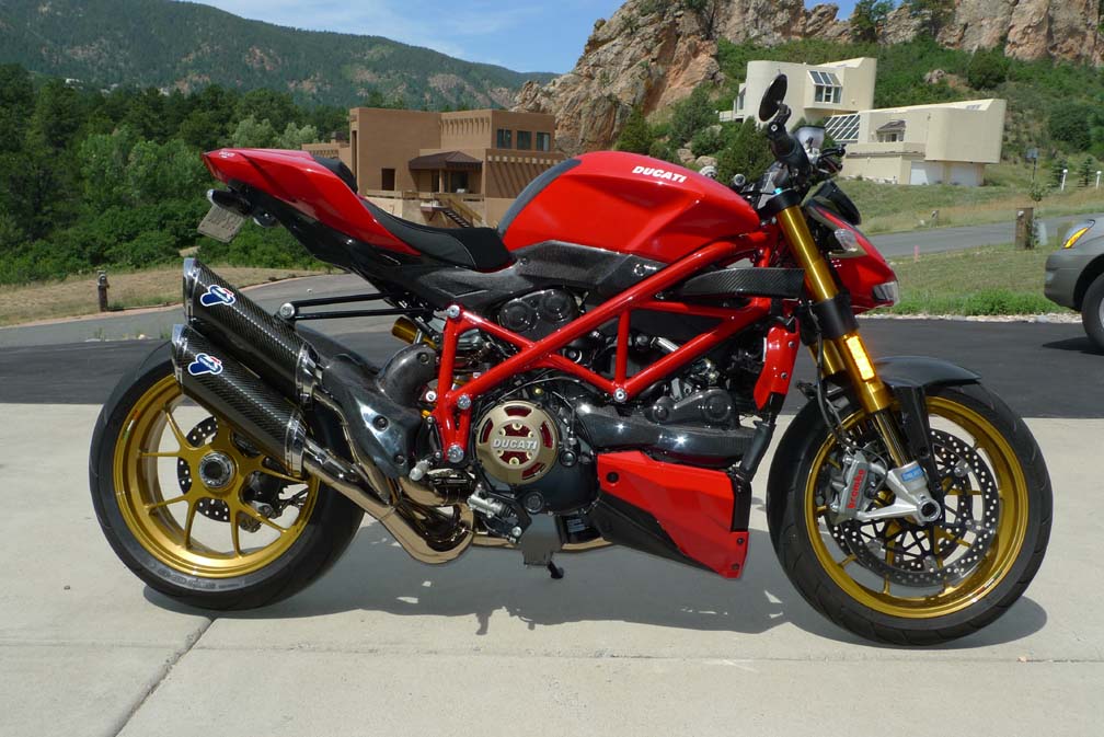 Pit Bull - Ducati 1098 Streetfighter